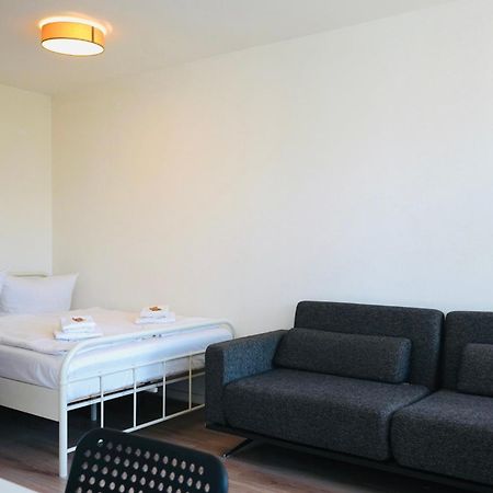 Apartment In Ruhiger Lage-Waschmaschine-Balkon Wolfsburgo Exterior foto